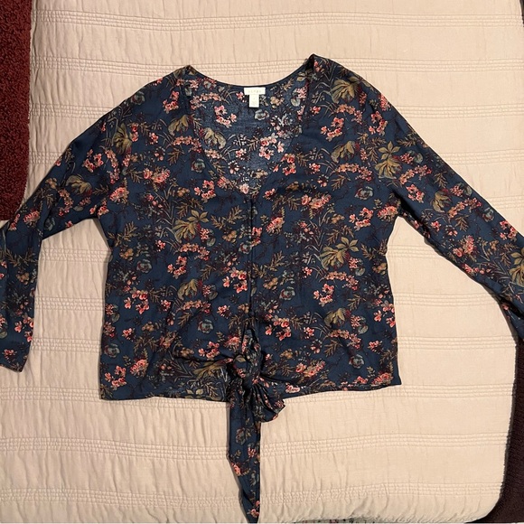 hinge Tops - Hinge Floral Tie-Front Blouse in Navy and Pink